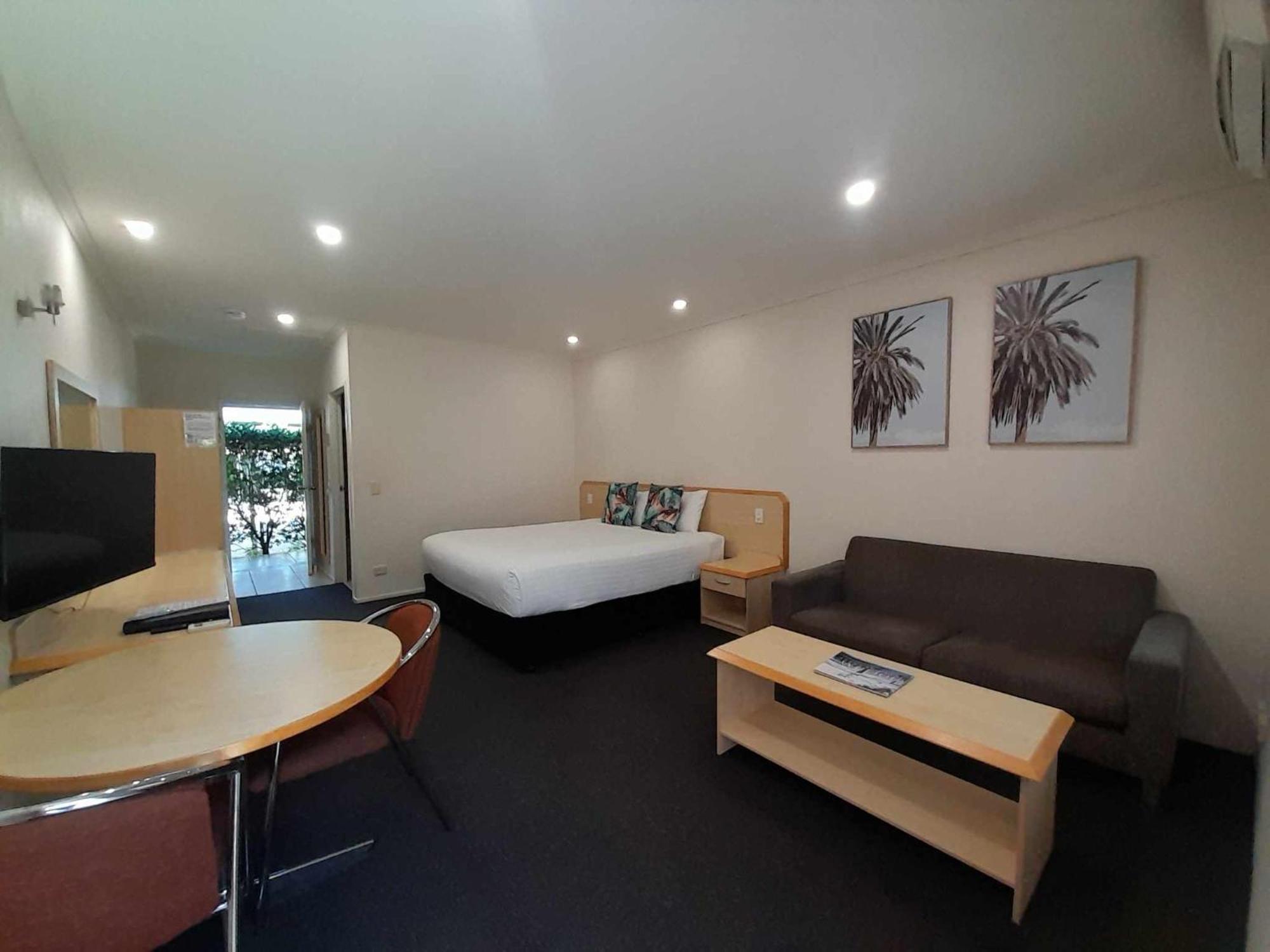 Red Bridge Motor Inn Woombye Esterno foto