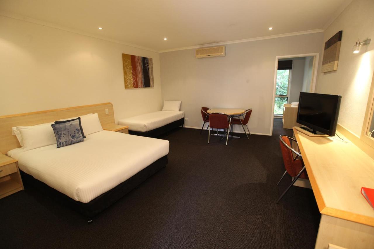 Red Bridge Motor Inn Woombye Esterno foto